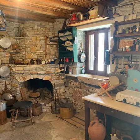 Mitato Traditional House In Naxos * Акротири